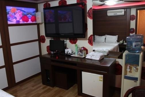 Picasso Motel Jongno Szöul Szoba fotó